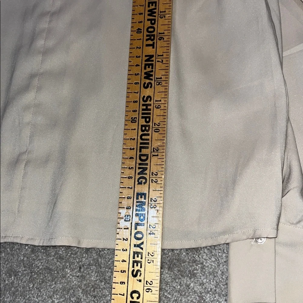 Banana Republic Women's Essential Collared Blouse Size Small - Picture 9 of 10